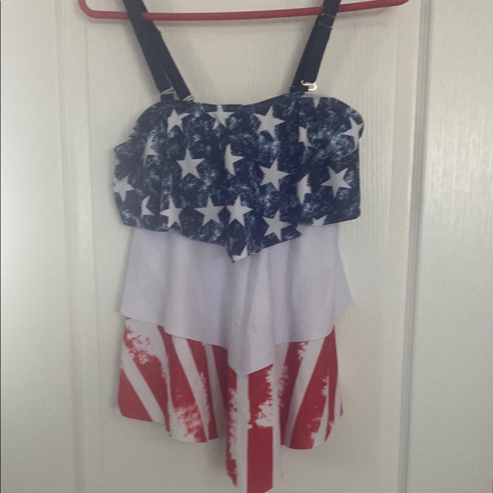 Patriotic Star and Stripe bathing suit top. New with out tags never worn